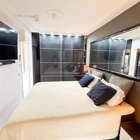 Torres De Yomely - Y8a 아파트