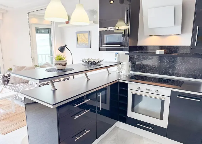 Torres De Yomely - Y8a Playa de las Américas